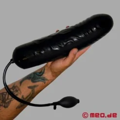 Aufpumpbarer XXL Dildo Mit Stabilem Kern